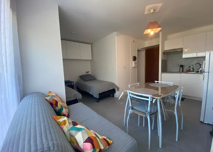 Confortable Proche Des Thermes A - Fr-1-503-186 * Balaruc-les-Bains
